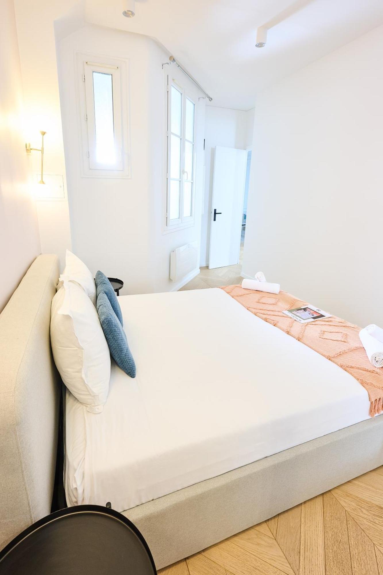 Champs Elysees!Montaigne, New Luxurious 6Pers Flat Paris Exterior foto